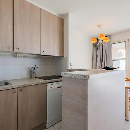 Appartement Résidence Le Hameau De Cap Esterel - Maeva - 2 Pièces 7 Personnes - Sélection Mae-7954 Saint-Raphaël