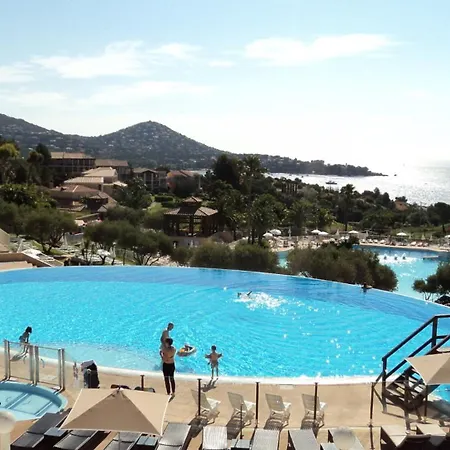 Résidence Le Hameau De Cap Esterel - Maeva - 2 Pièces 7 Personnes - Sélection Mae-7954 Saint-Raphaël